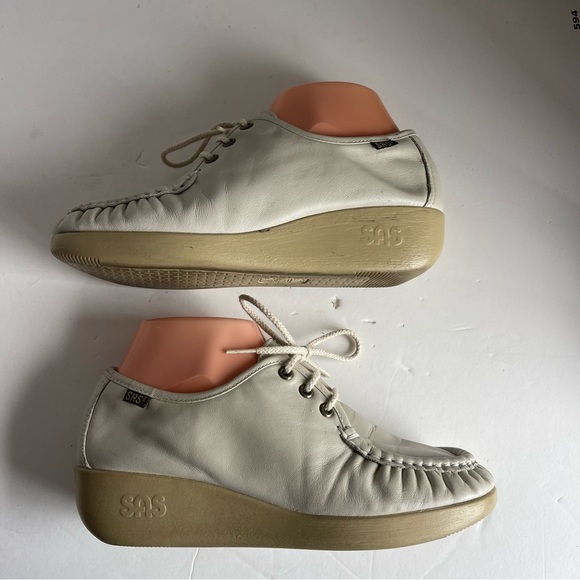 SAS Womens Size 9.0M  Beige Tan Soft Step Heel Comfort Walking Shoes Made In USA - Picture 7 of 11